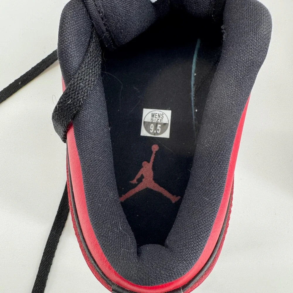Jordan Air Jordan 1 Low Mens 9.5 Red‎ Black 553558-606 Gym Red Toe Sneaker